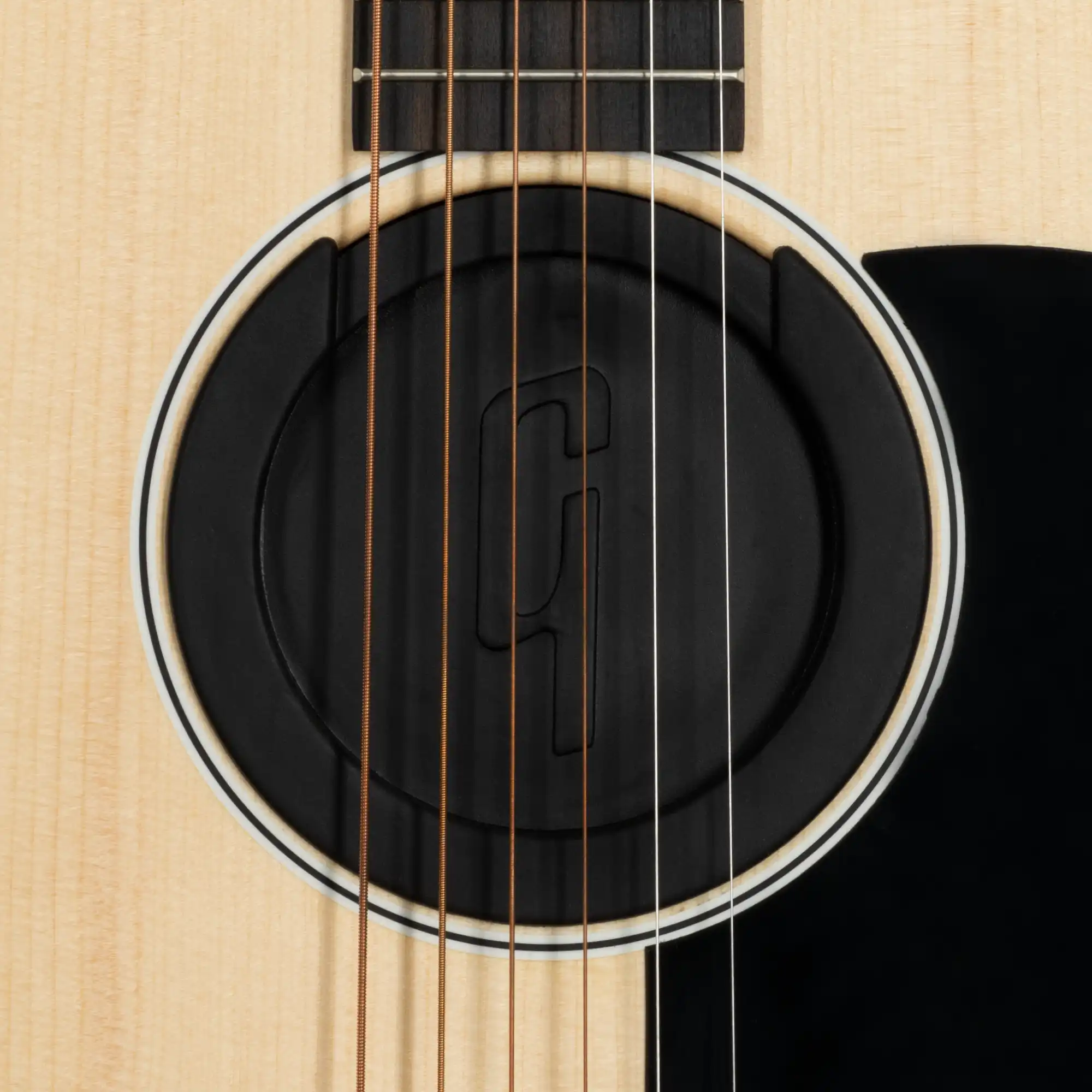 140-gibson-generation-acoustic-soundhole-cover-standard-ga-fdbkspr1-1.png